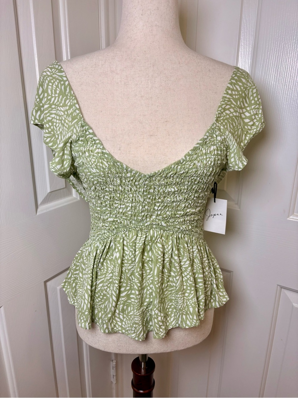 Japna Green Leaf Print Smocked Off The Shoulder Peplum Tank Ruffle Top Small NWT